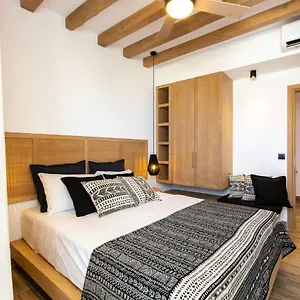 Hotel apartamentowy Theros Retimno